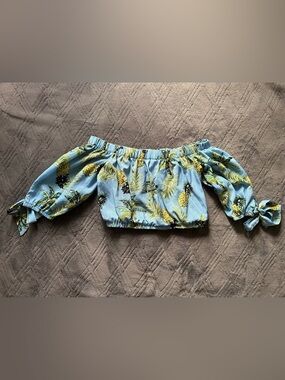 Pineapple Print Off-Shoulder Crop Top - Light Blue & Yellow Women’s Size Smal